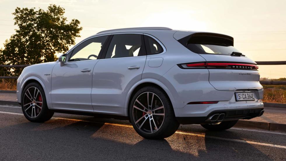 Η πιο ισχυρή Porsche Cayenne ήρθε με 739 άλογα 